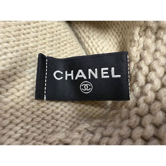 Chanel Beige & Navy Blue Knit Beanie Hat 97% Cashmere 1% Silk - Picture 4 of 7